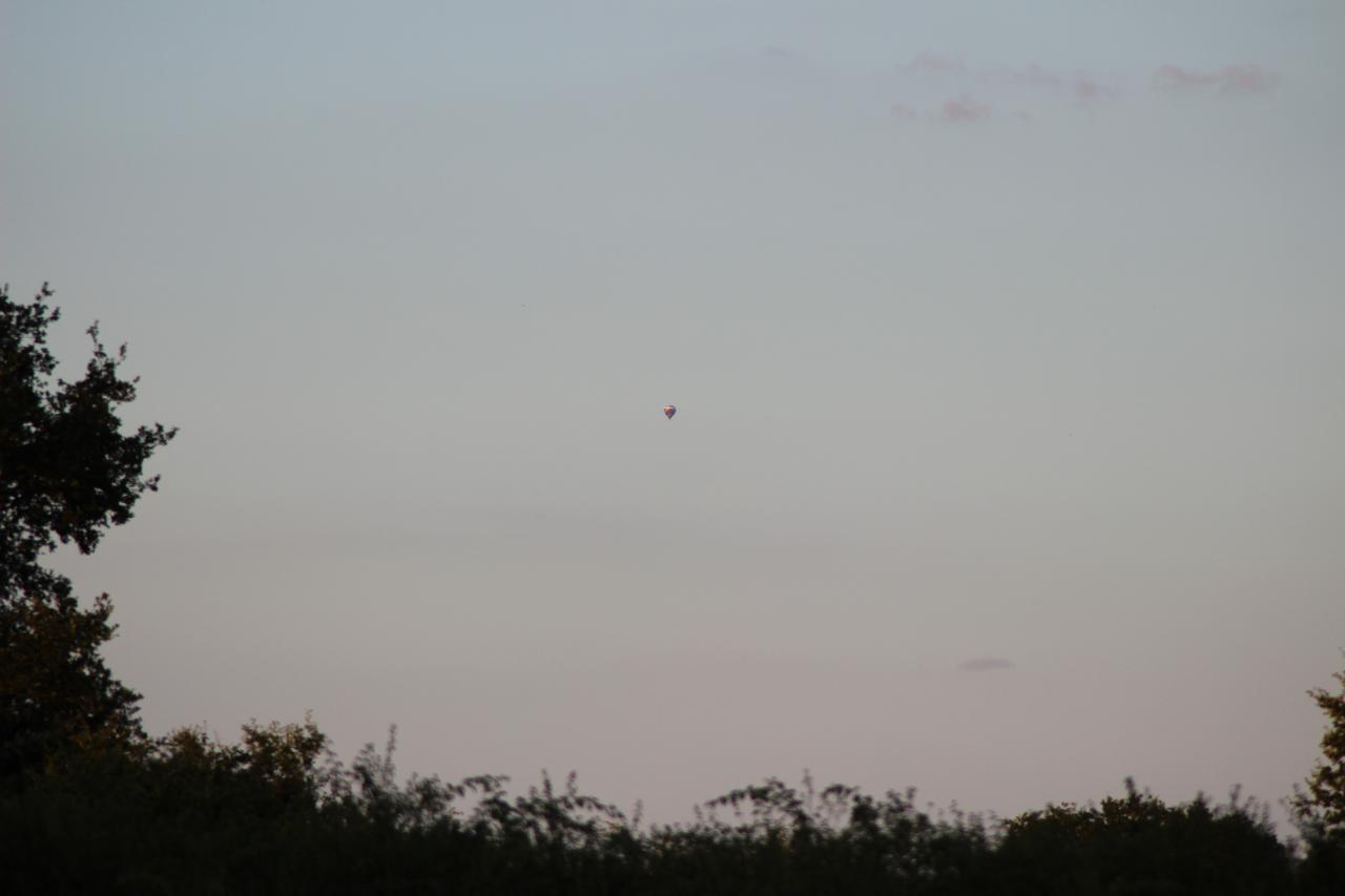 Une montgolfière!